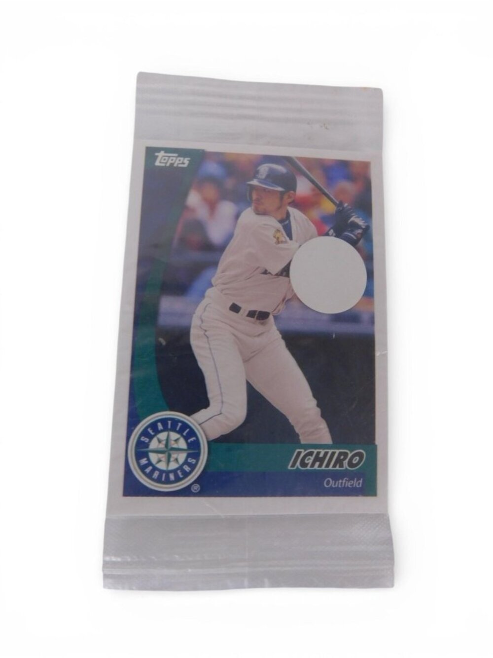 Vintage 2002 Topps Ichiro Seattle Mariners Outfield Baseball Card 2001